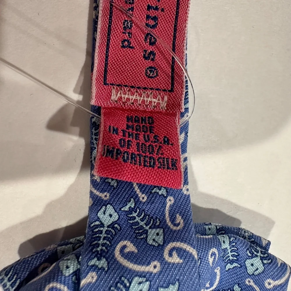 Boy's VINEYARD VINES Silk Bowtie - NEW With Tags.